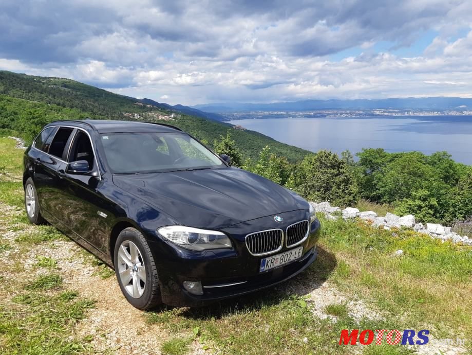 2012' BMW Serija 5 520D photo #1