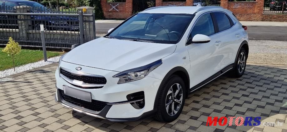 2020' Kia XCeed 1.0 T-Gdi photo #1