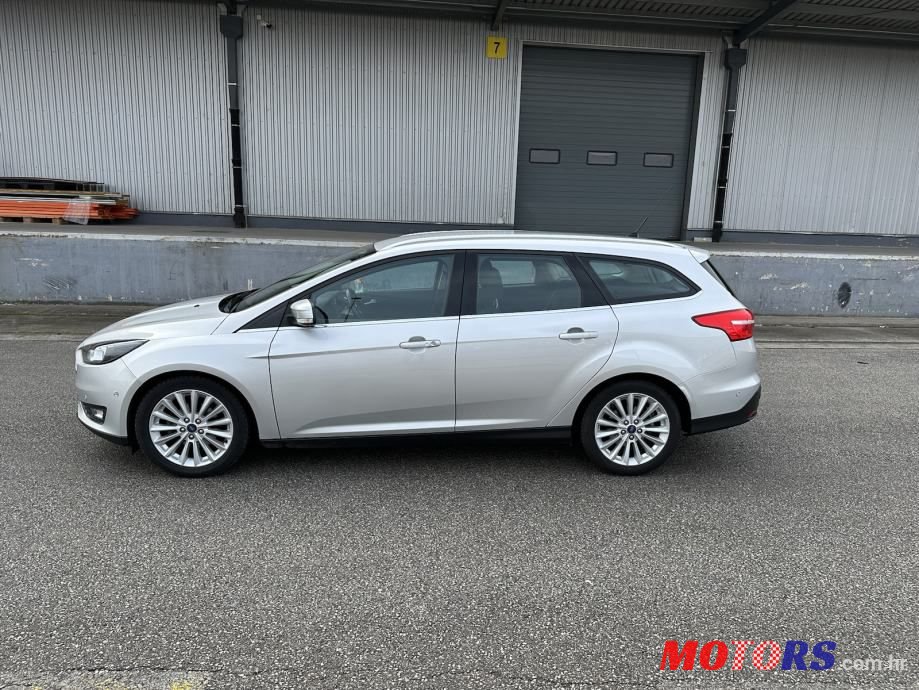 2016' Ford Focus Karavan photo #4