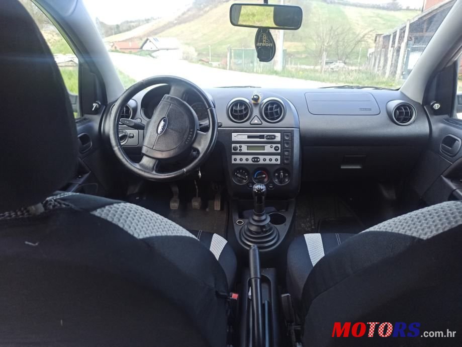 2004' Ford Fiesta 1.3 Benzin photo #3