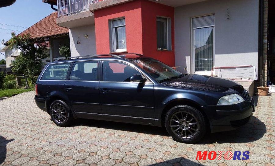 2005' Volkswagen Passat 1,9 Tdi photo #1