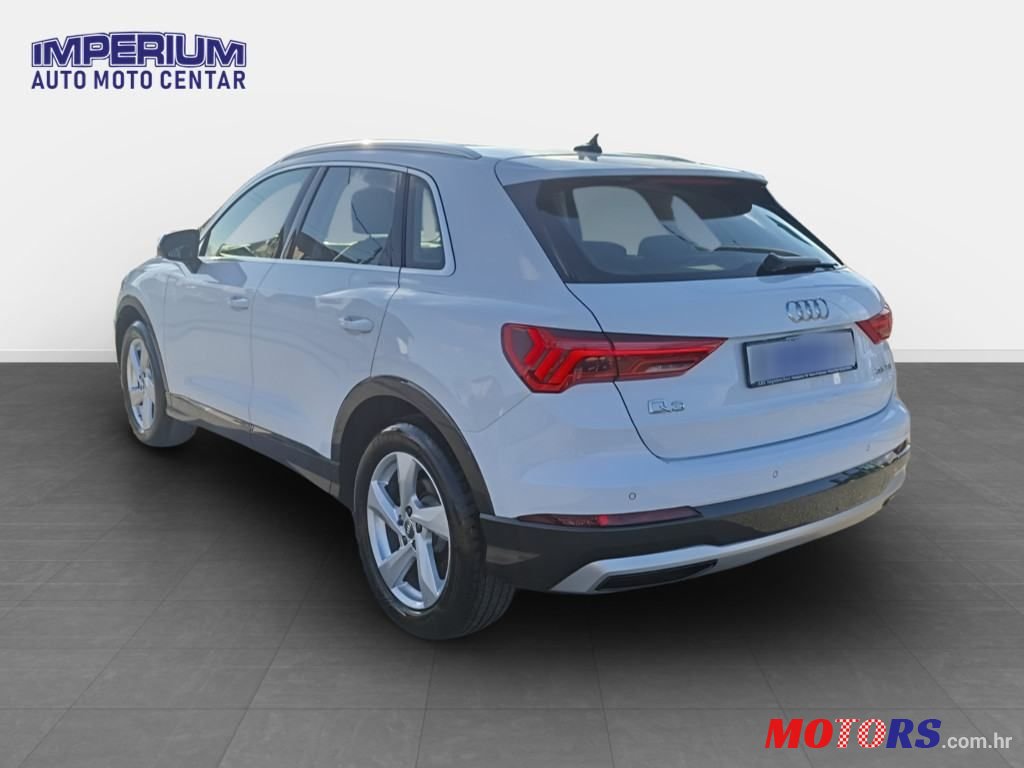 2019' Audi Q3 Advanced photo #4