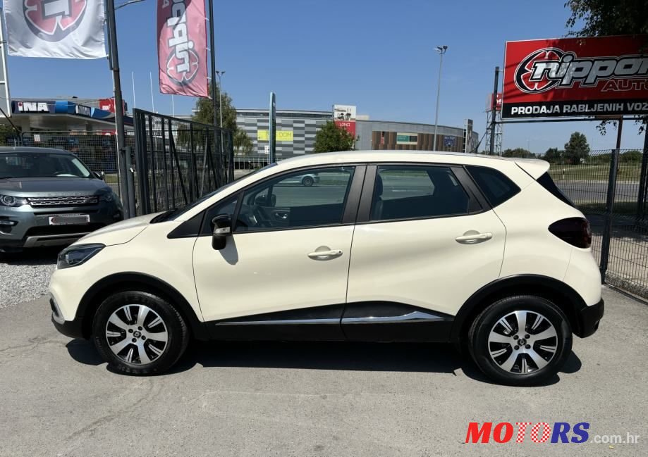 2019' Renault Captur Tce photo #3