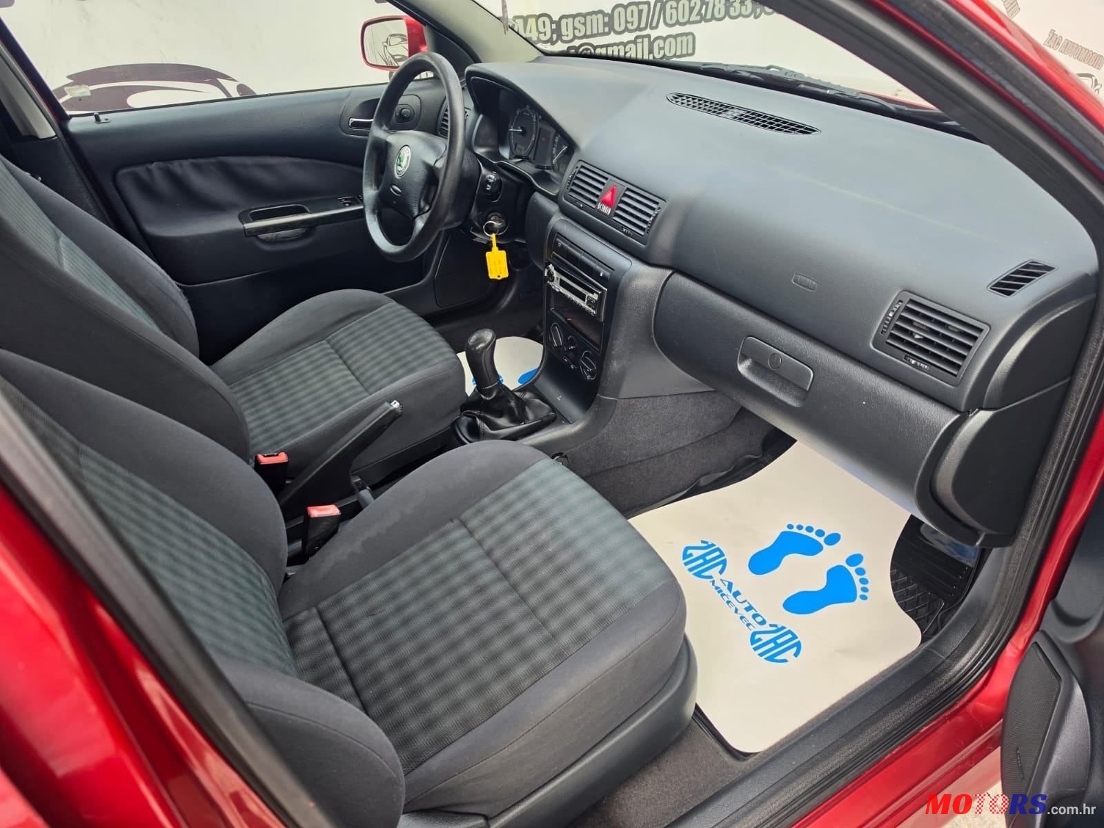 2004' Skoda Octavia 1,9 Tdi photo #2