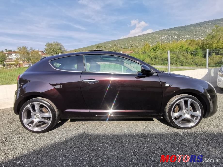 2009' Alfa Romeo MiTo 1,3 Jtdm photo #2