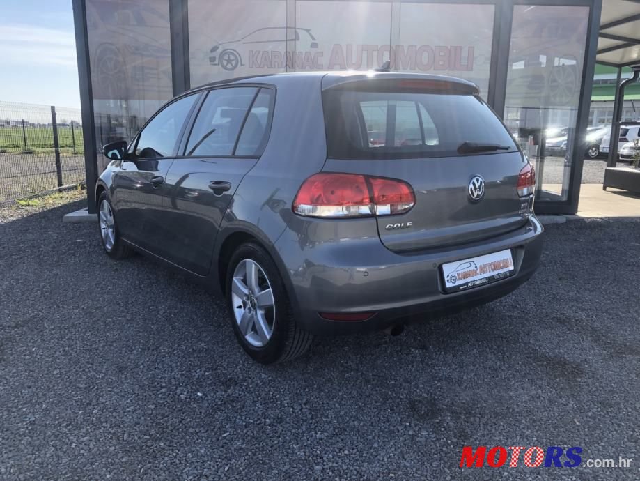 2010' Volkswagen Golf 6 1,6 Tdi photo #5