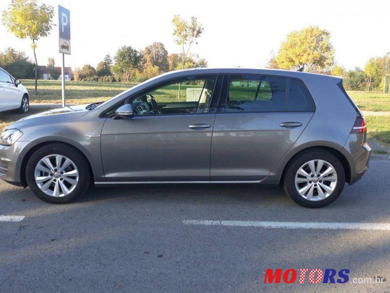 2015' Volkswagen Golf VII 1,6 Tdi Bmt photo #1