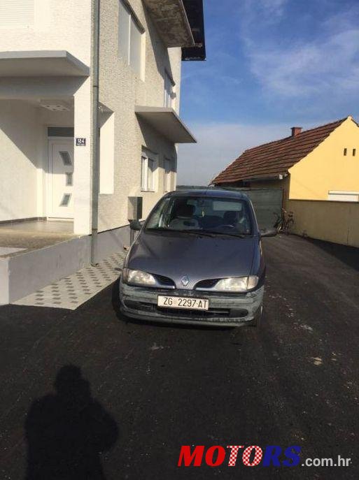 2000' Renault Megane Scenic photo #1