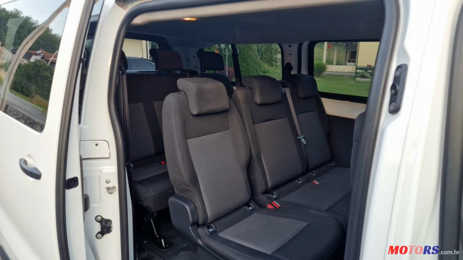 2022' Citroen Jumpy 1.5 Blue Hdi photo #6