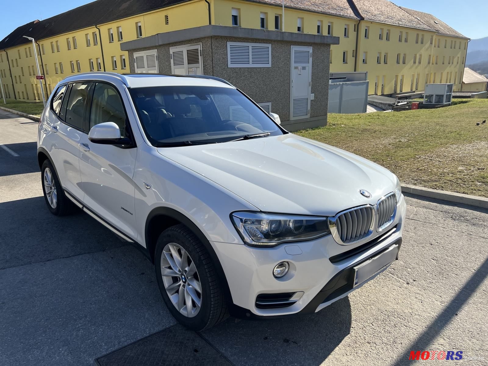 2015' BMW X3 20D photo #3