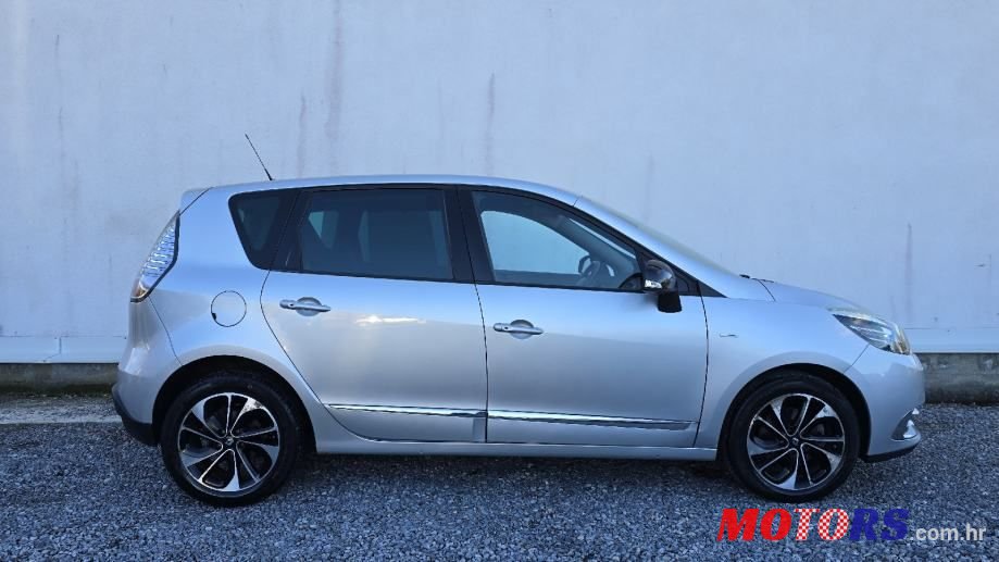 2014' Renault Scenic Dci 130 photo #4