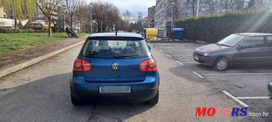 2008' Volkswagen Golf 5 2,0 Tdi photo #4