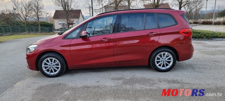 2015' BMW Serija 2 216D photo #2