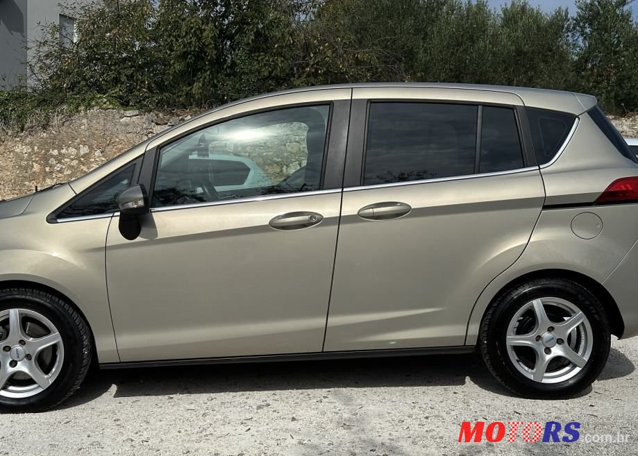 2013' Ford B-MAX 1.6 Tdci Titanium photo #3