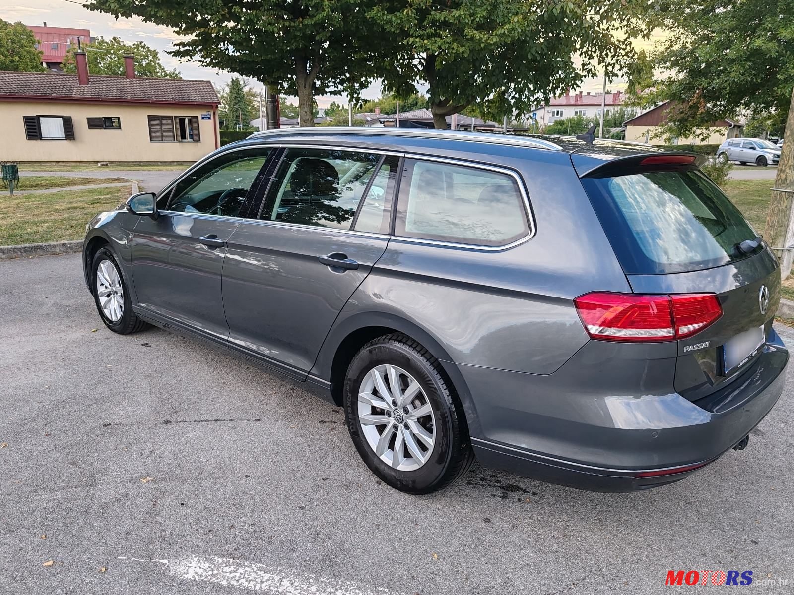 2015' Volkswagen Passat Variant photo #3