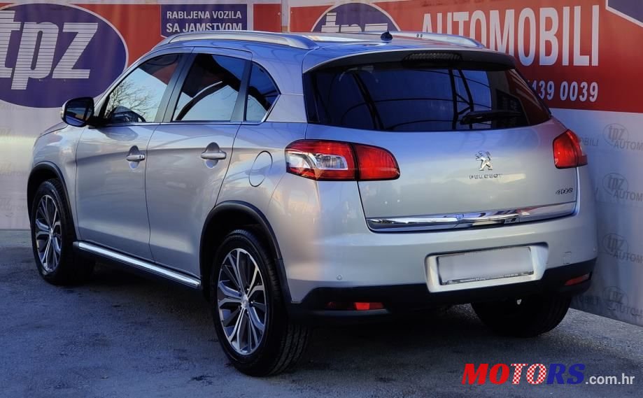 2012' Peugeot 4008 4X4 photo #6