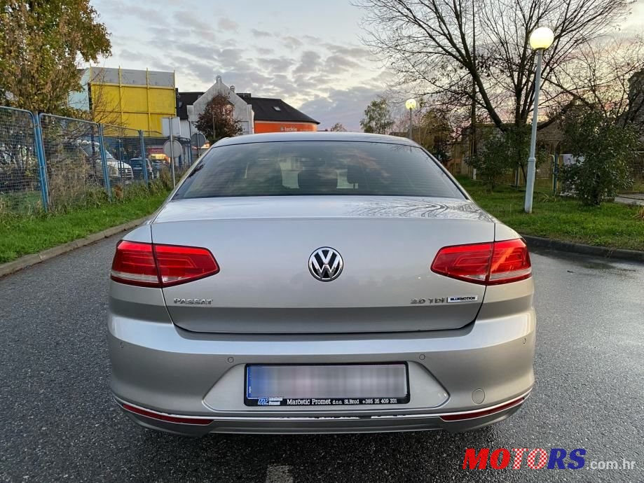 2015' Volkswagen Passat photo #5