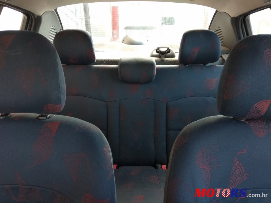 2002' Renault Thalia 1,4 benzina photo #1