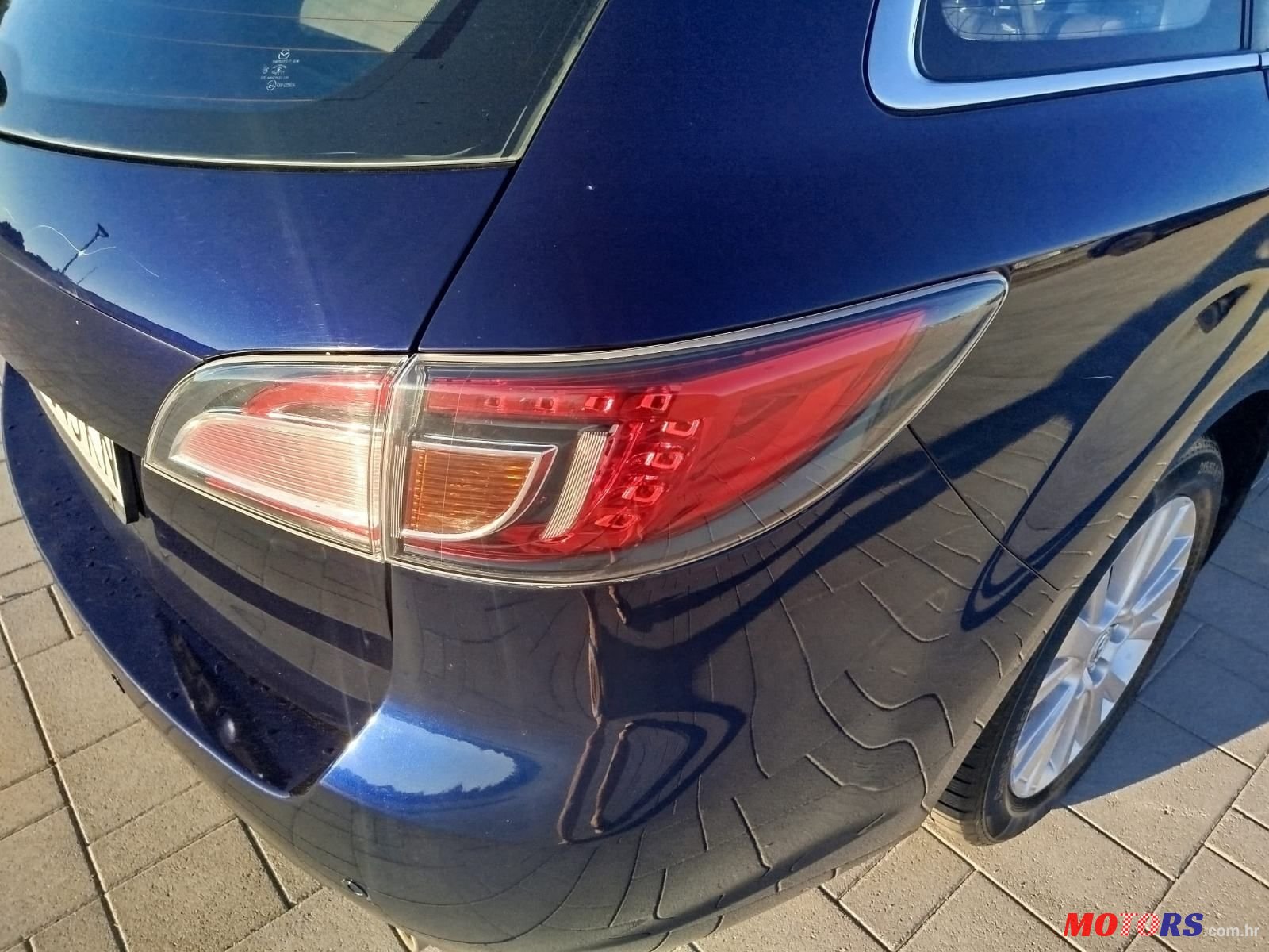 2008' Mazda 6 Sport Combi photo #6