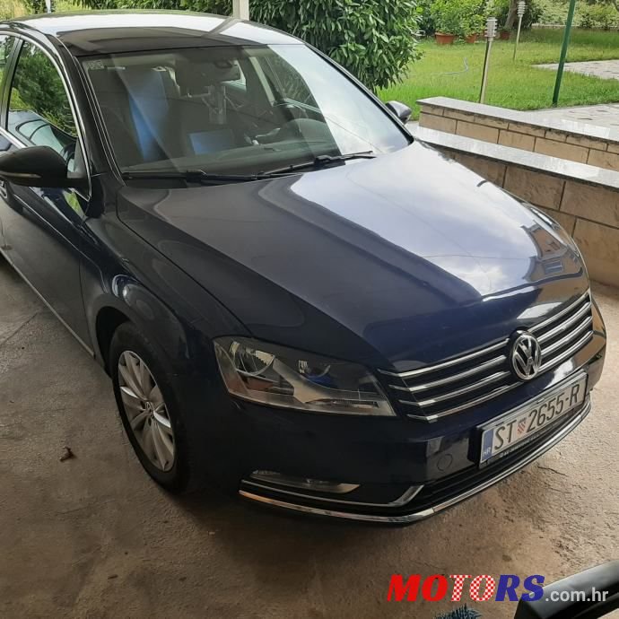 2012' Volkswagen Passat 1,6 Tdi photo #1