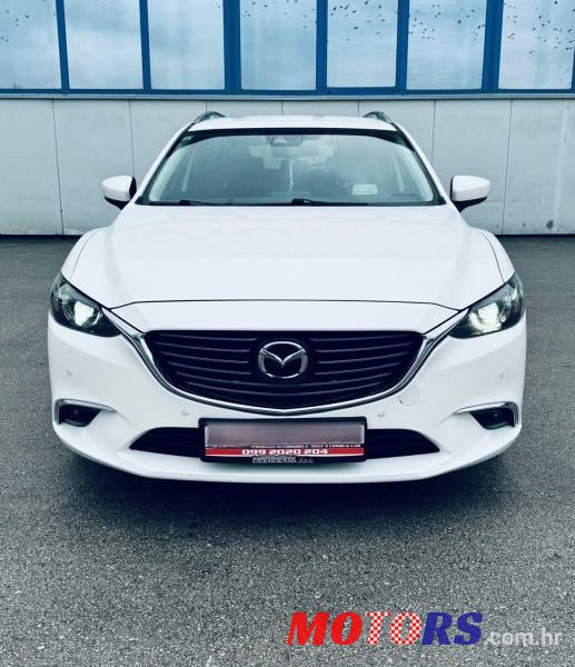 2017' Mazda 6 Sport Combi photo #2
