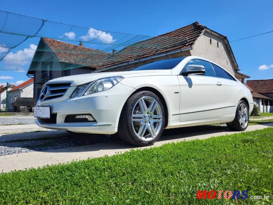 2010' Mercedes-Benz E-Klasa 220 Cdi photo #3