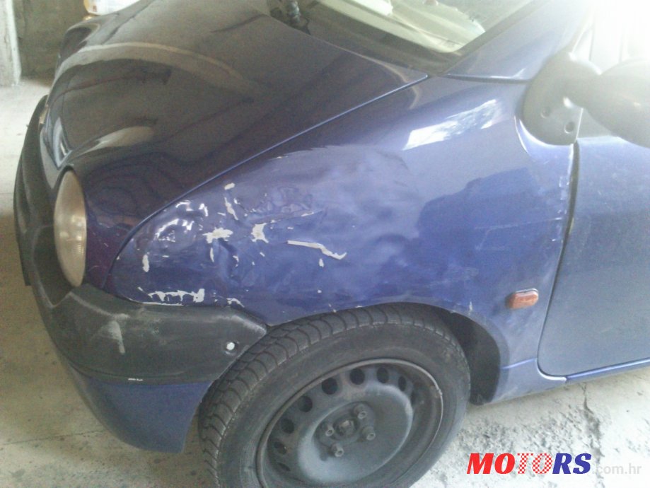 2001' Renault Twingo photo #1