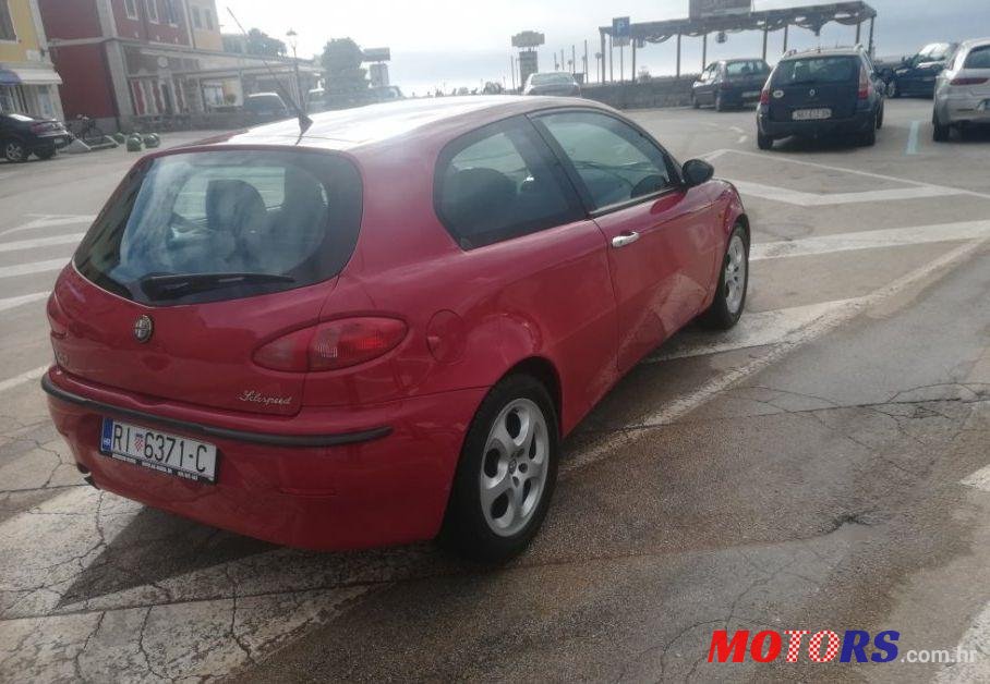 2001' Alfa Romeo 147 2,0 Ts photo #1