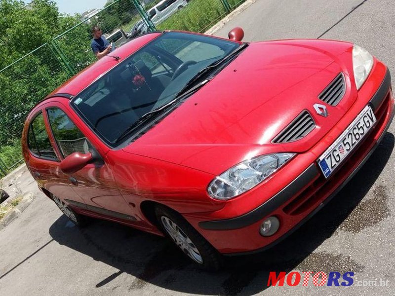 2002' Renault Megane 1,4 16V photo #1