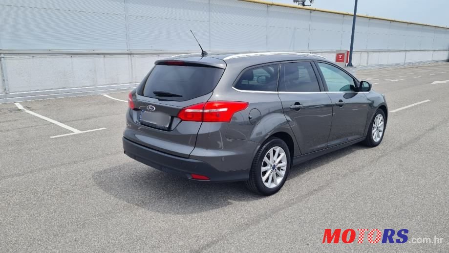 2017' Ford Focus Karavan photo #5