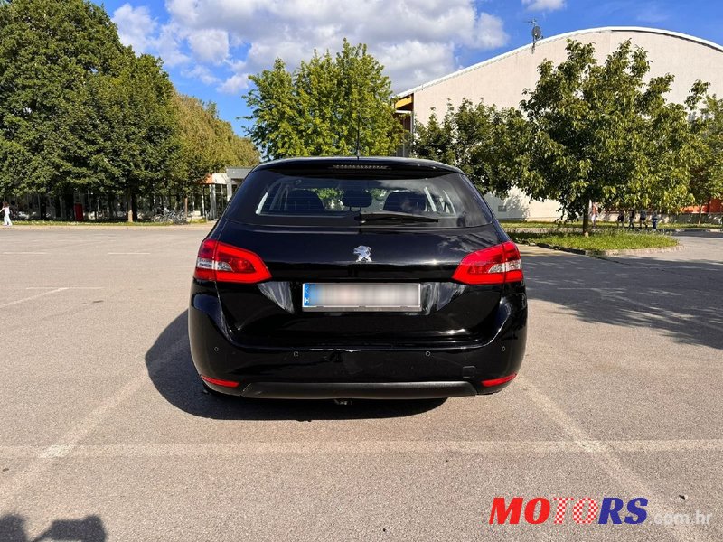 2016' Peugeot 308 Sw photo #6