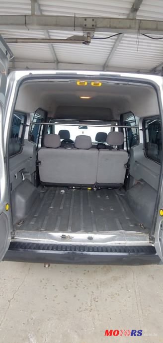 2006' Ford Tourneo Connect photo #3