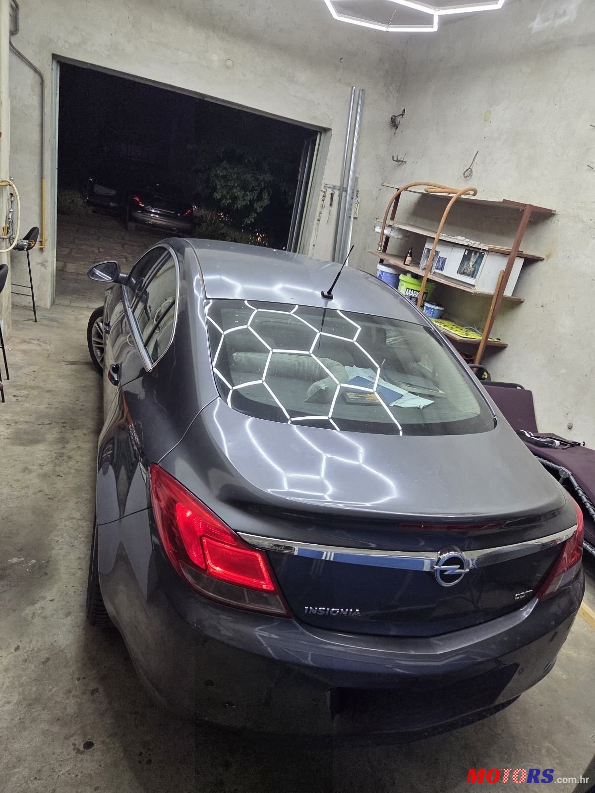 2010' Opel Insignia 2,0 Cdti photo #3