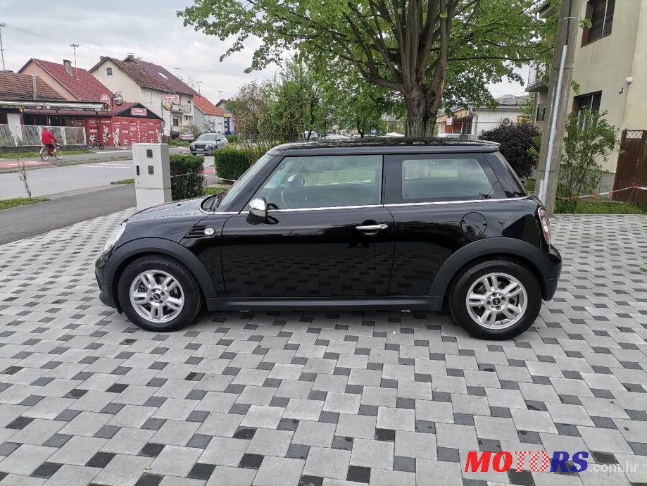 2011' MINI One 1.6 D photo #5