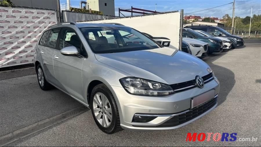2019' Volkswagen Golf 7 Variant photo #3