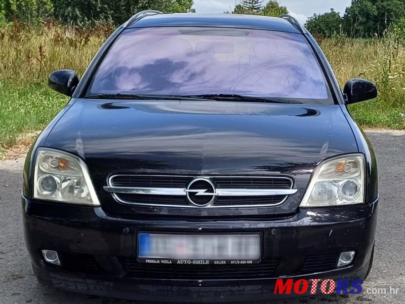 2004' Opel Vectra Karavan photo #2