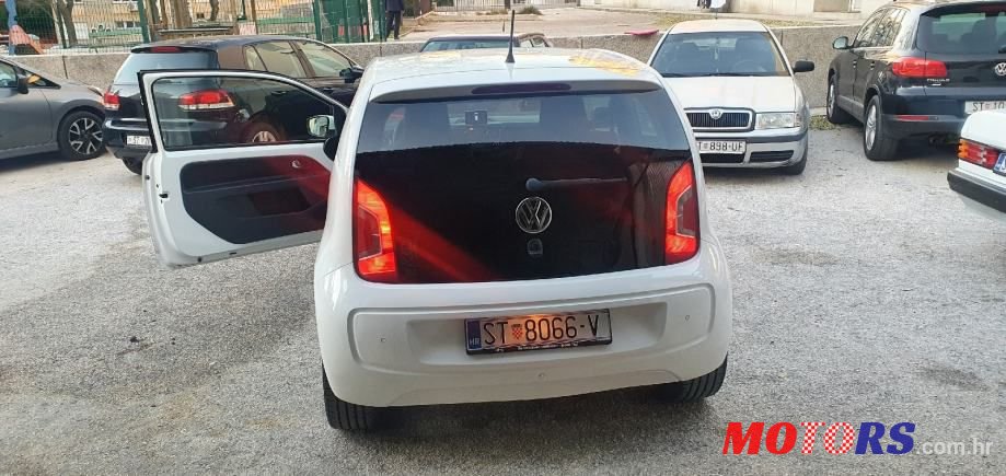 2013' Volkswagen Up! photo #5