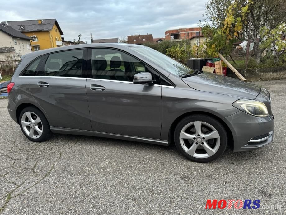 2012' Mercedes-Benz B-Klasa 180 Cdi photo #4