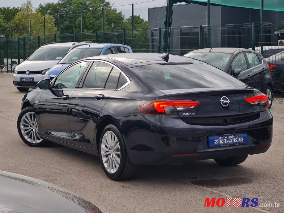 2018' Opel Insignia photo #4