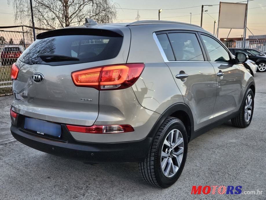 2015' Kia Sportage 2Wd 1,7 Crdi Eco photo #2