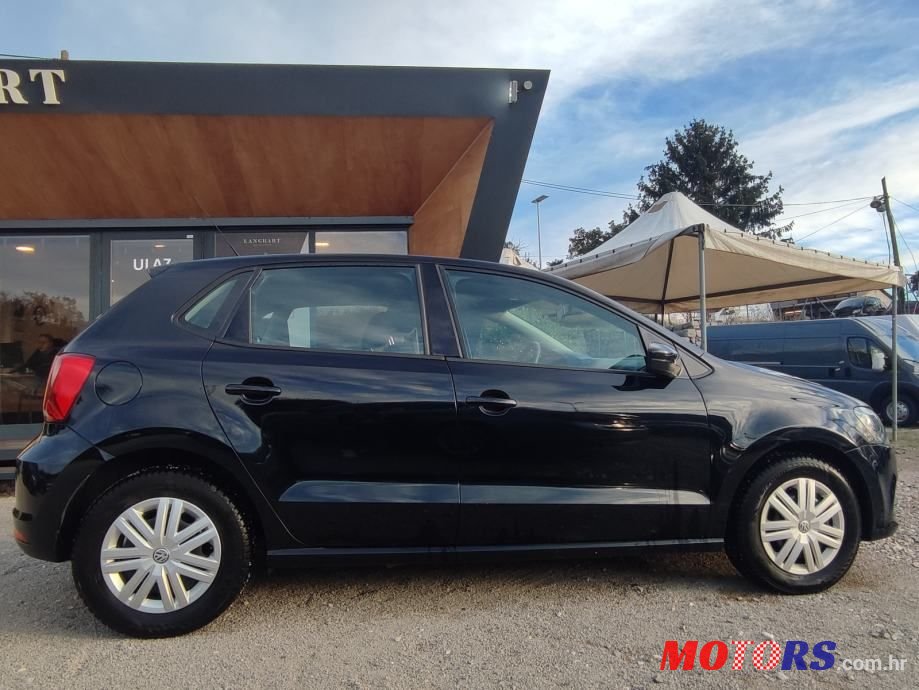 2017' Volkswagen Polo 1,0 photo #5