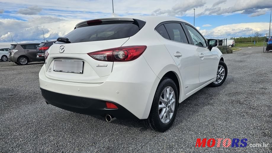 2015' Mazda 3 Sport G120 photo #2