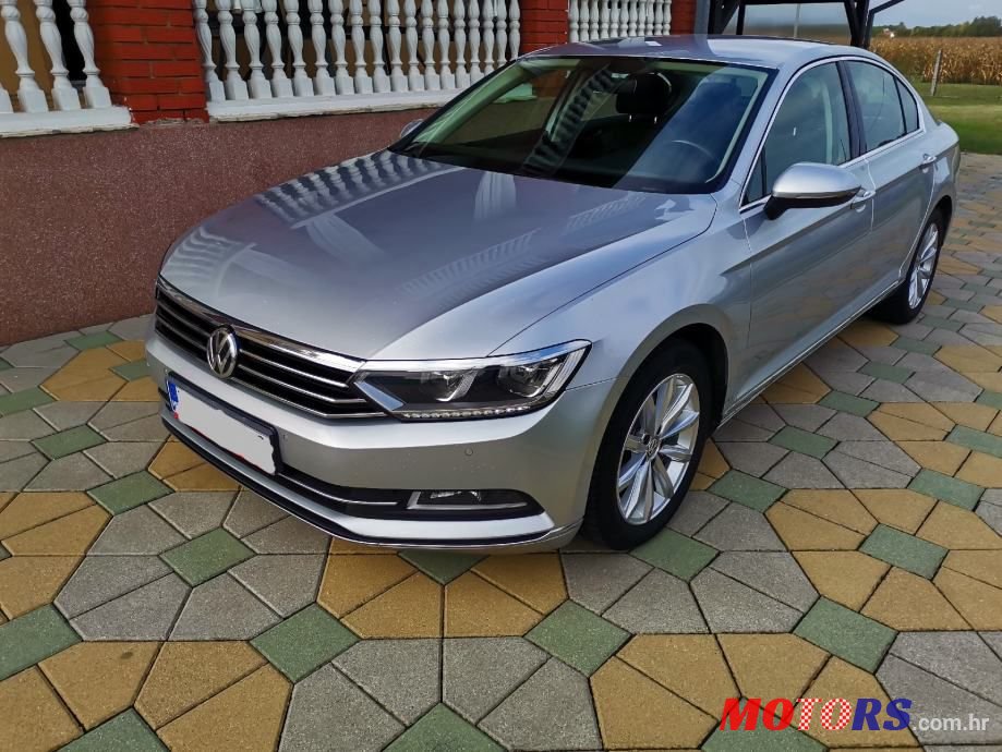 2015' Volkswagen Passat photo #3