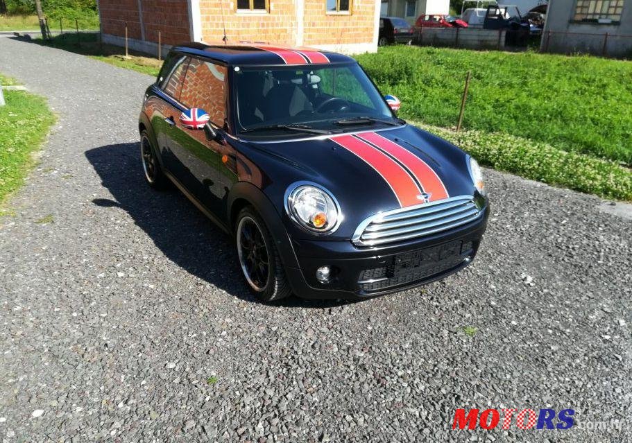 2007' MINI Cooper Cooper D photo #1