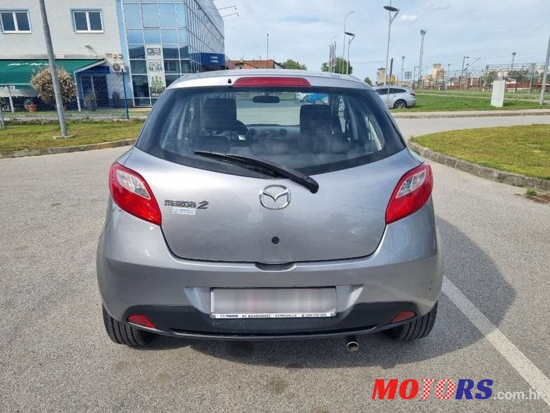 2011' Mazda 2 1,3 I Te photo #6