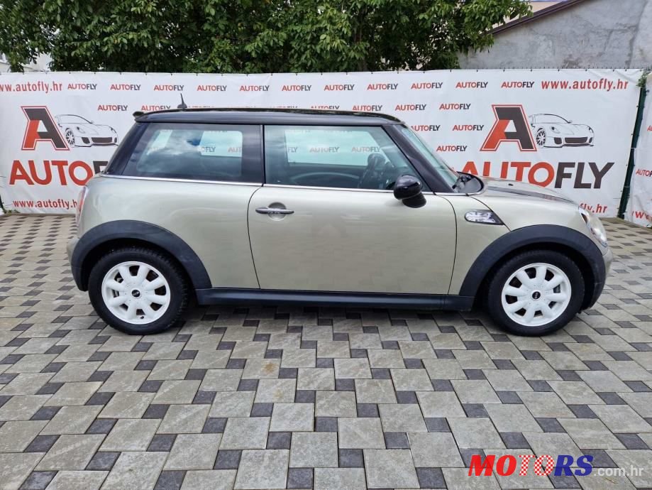 2007' MINI Cooper D photo #4