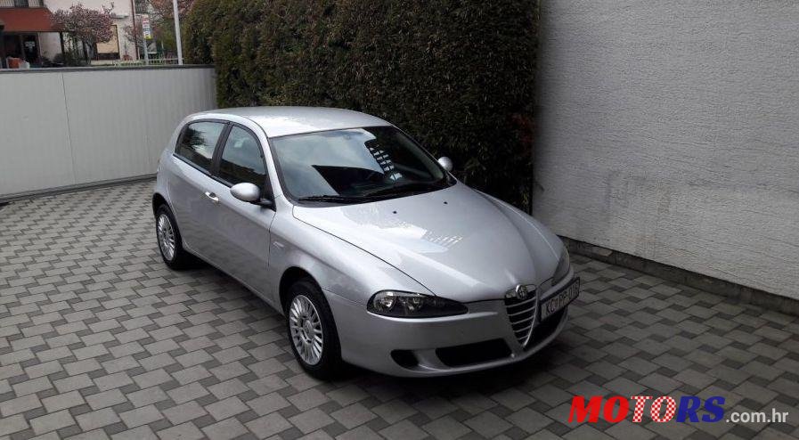 2005' Alfa Romeo 147 1,9 Jtd 120 photo #2