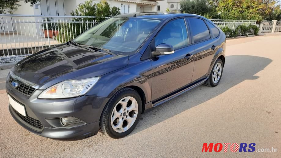 2009' Ford Focus 1,6 photo #1