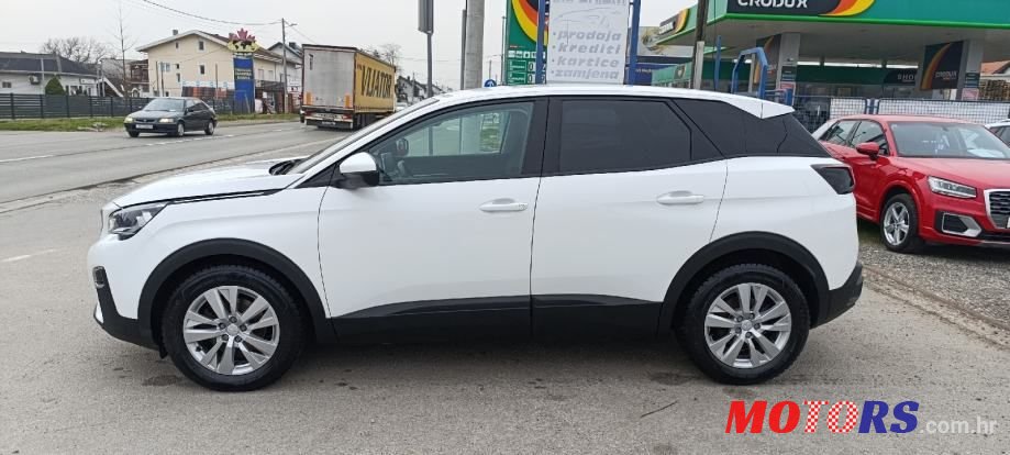 2020' Peugeot 3008 1,5 Bluehdi photo #5