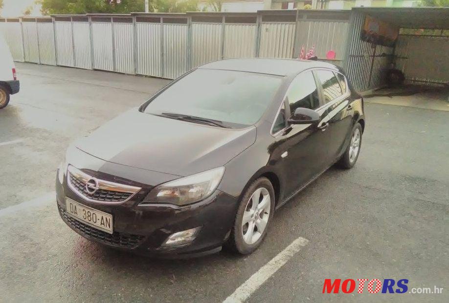 2010' Opel Astra 1,7 Cdti Sport photo #1